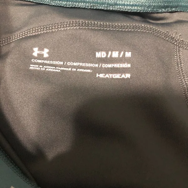 Under Armour grey teal compression cropped leggings size‎ medium activewear - Image 9