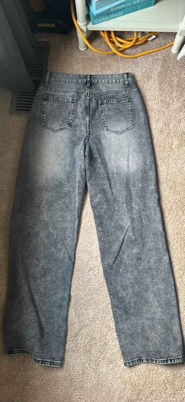 Gray Jeans Size M - Image 2
