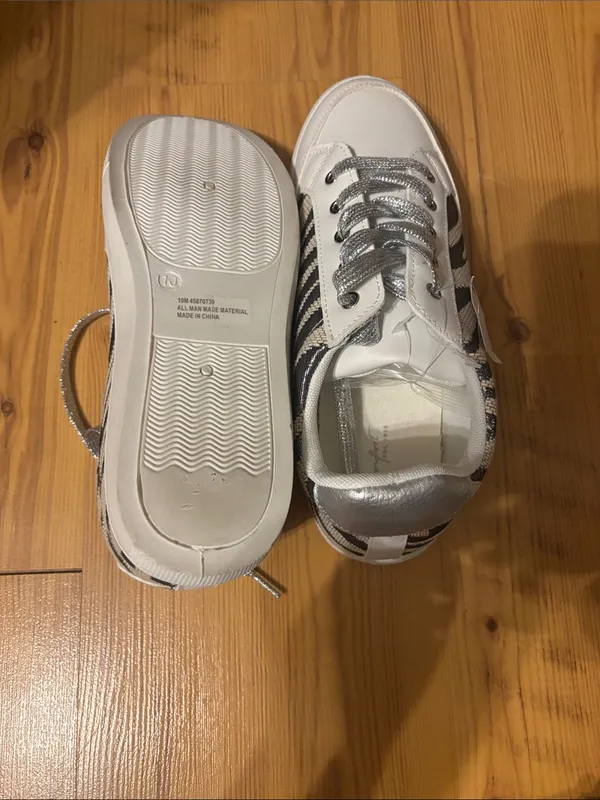 Cato White and Black Zebra-Pattern Sneakers with Silver Laces - Image 4