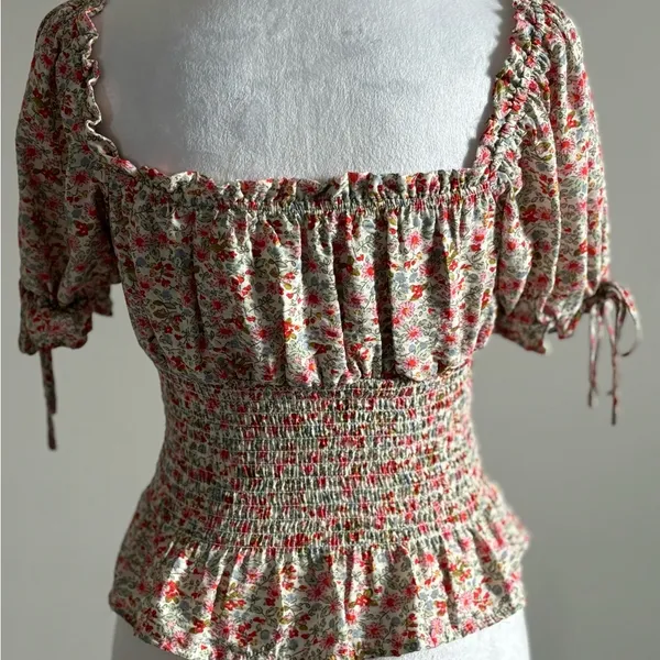 Suite Floral Ruffled Crop Top Size XS - Image 9