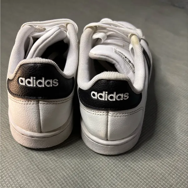 Adidas White and Gray Athletic Shoes size 6.5 - Image 5