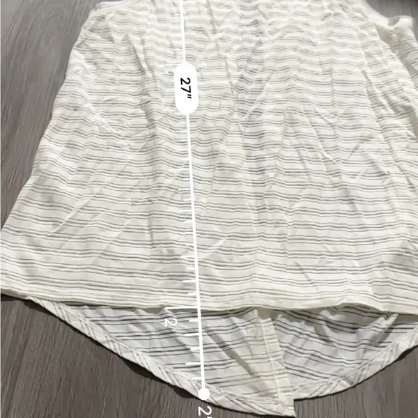 Lululemon Meet Halfway Tie‎ Tank *Striped in White Size S - Image 9