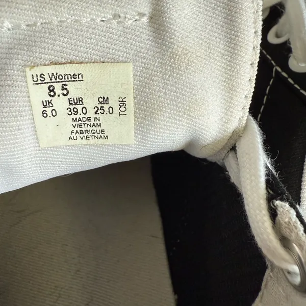 Vans Atwood low top black canvas sneakers - Image 6
