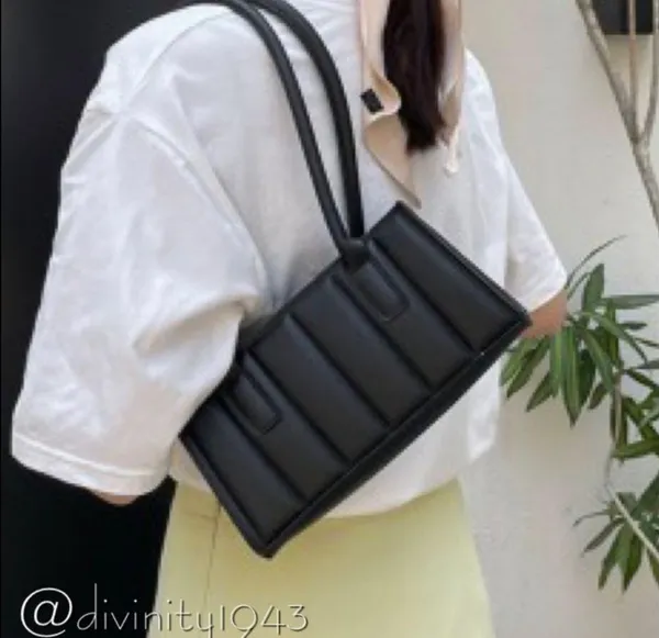 Mod Mini Rectangular Black Bag - Image 4