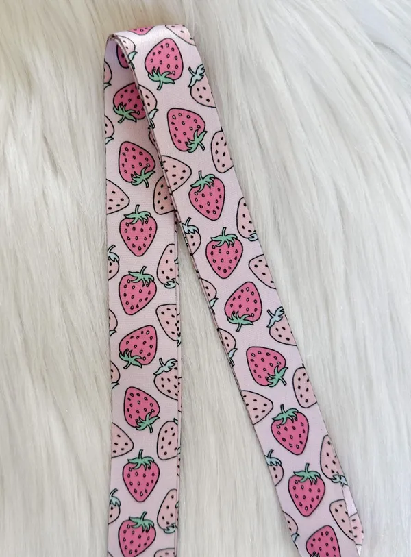Strawberry lanyard Pink - Image 2