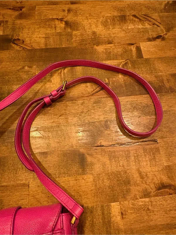 Fossil Taryn pink leather crossbody bag - Image 9