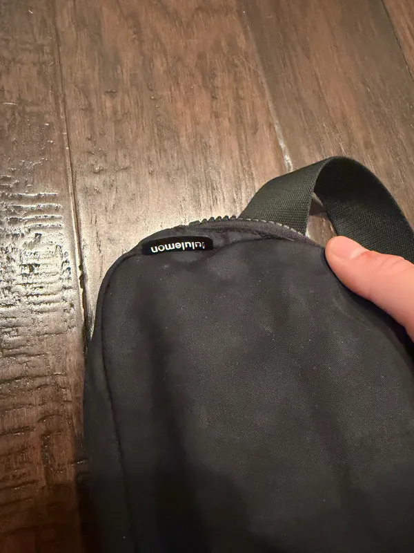 Lululemon Belt Bag Everywhere - Image 5