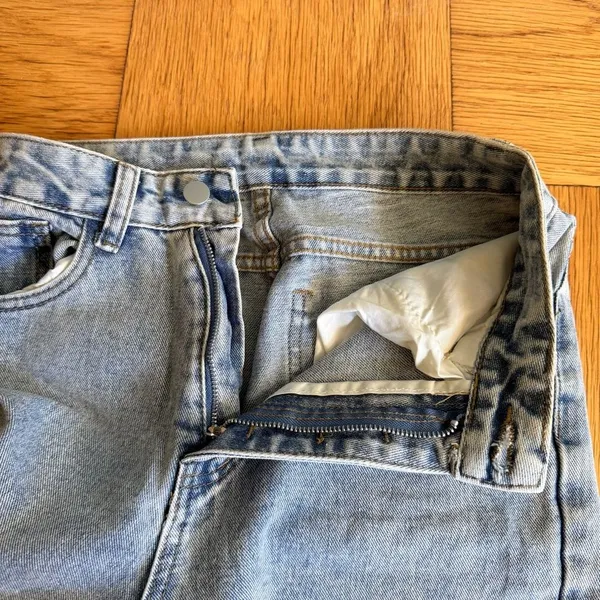 Unbranded Vintage High Rise Wide Leg Jeans 26x29.5 Actual Light Wash 100% Cotton - Image 12