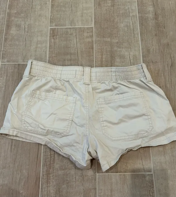 Hollister Shorts - Image 5