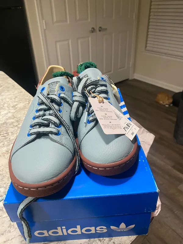 Brain dead Stan Smith  - Image 2