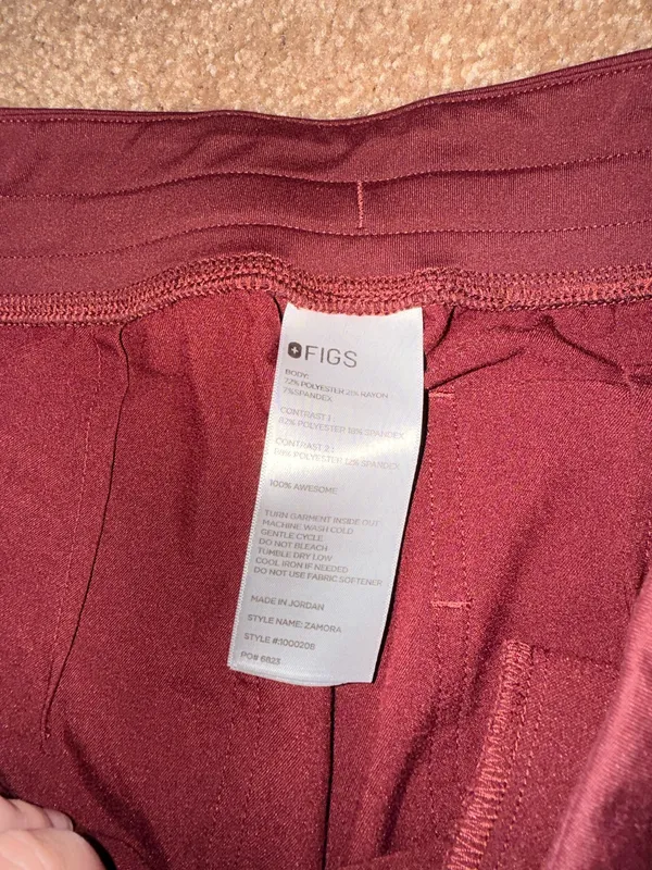 FIGS Scrubs Set - Image 4