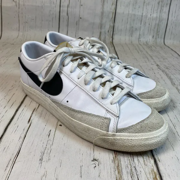 Nike Blazer Low '77 Sneaker - Image 2