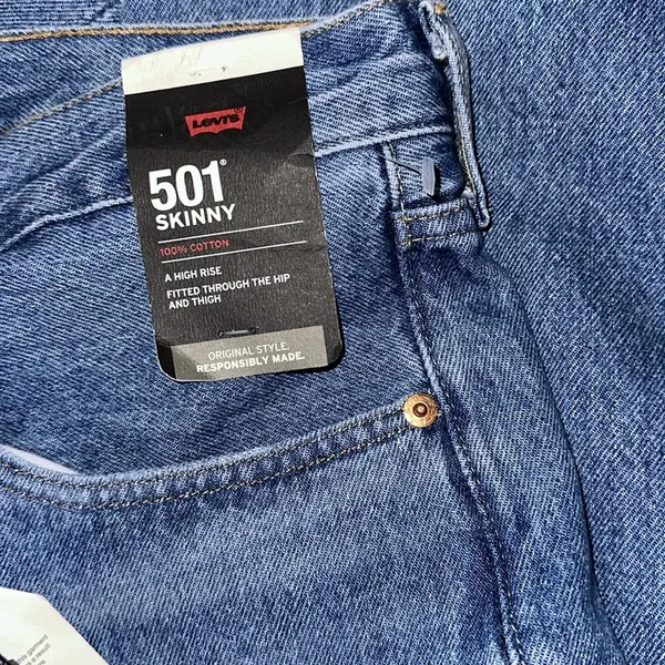NWT Levi’s 501 SKINNY JEANS Color: Destructed Medium Indigo 32x 28 - Image 7