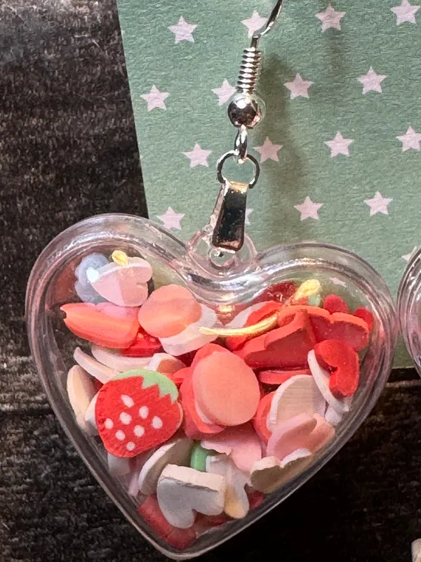 Handmade Heart Puff Shaker Dangle Earrings Strawberries And Hearts New - Image 3