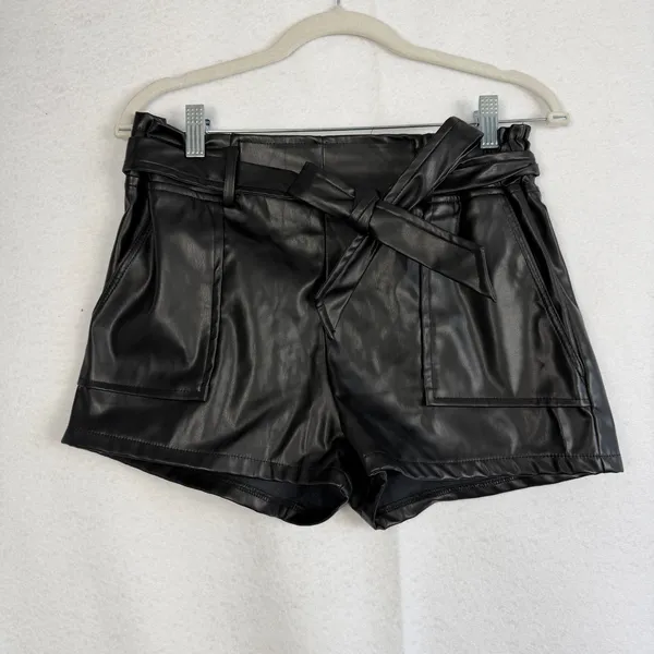 New Windsor Black Faux Leather Paperbag‎ Waist Shorts with Belt Womens XS - Image 2