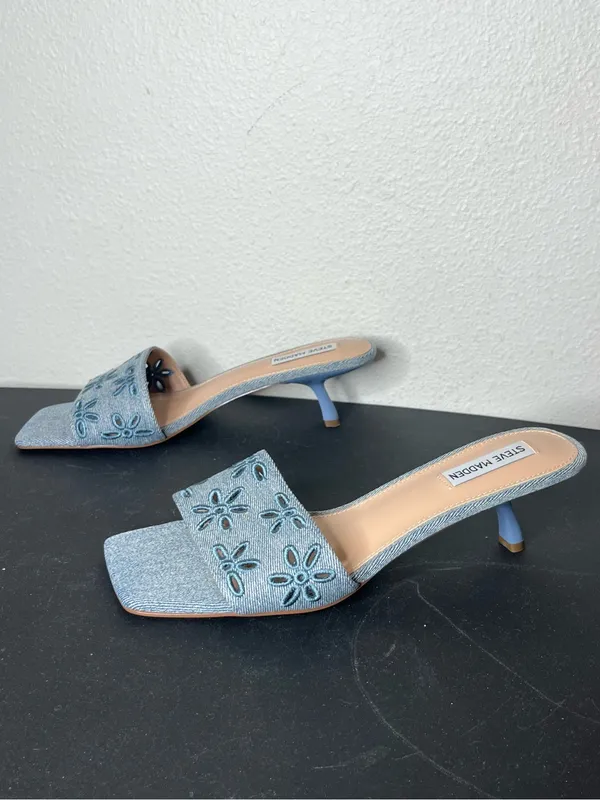 Steve Madden Embroidered Eyelet Floral Denim Josefina Slip On Kitten Heel - Image 3