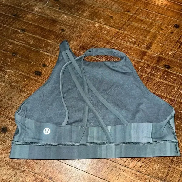 Lululemon Energy high neck linear spray dye 8 Athleisure bra - Image 3