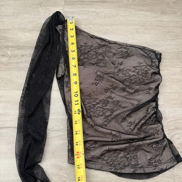 Black Lace Handmade Scarf One Shoulder Top Floral - Image 3