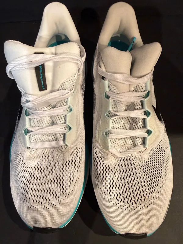 Nike Women’s Air Zoom Pegasus Reactx size 8W - Image 3
