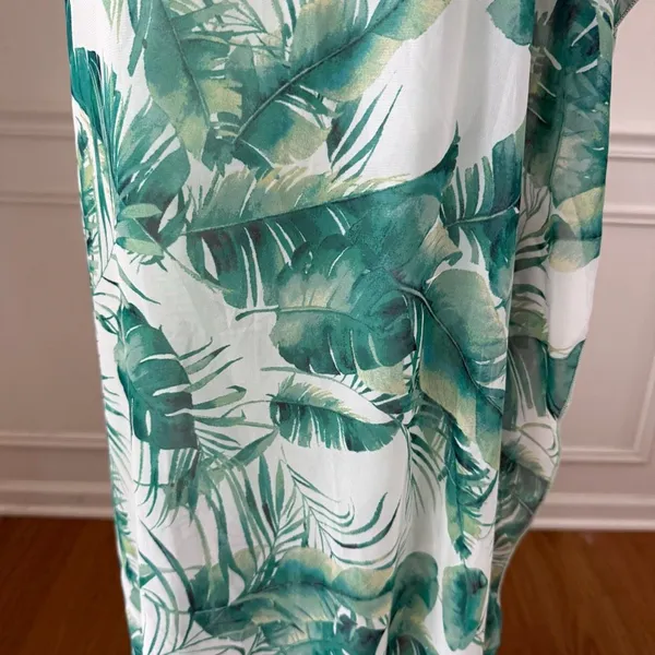 NWT Aura Women's Sleeveless Flutter Side Chiffon Maxi Dress Green Frond Print $1 - Image 5