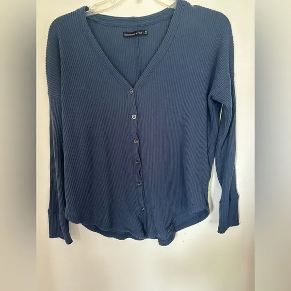 Abercrombie & Fitch Ribbed Button Down V-Neck Top XS Blue - Image 6