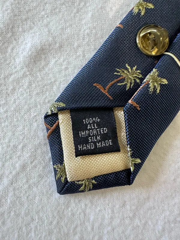 Tommy Bahama Mens Navy Blue Silk Tie Palm Tree Tropical Beach - Image 9