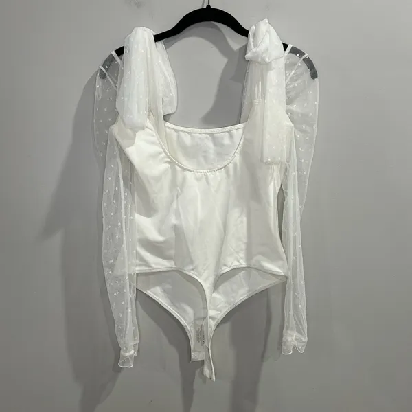 Intimately Free People Tongue Tied Bodysuit Ivory Size‎ Small Sheer Lace Sleeves - Image 3