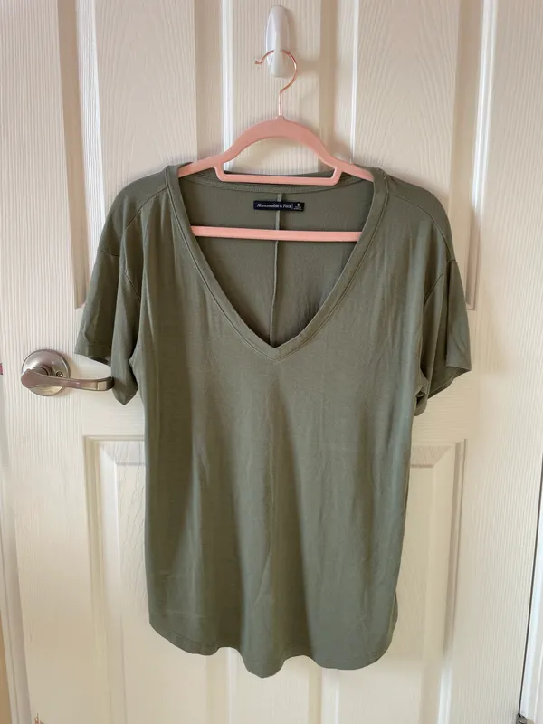Abercrombie Olive Green Drapey V-Neck - Image 2