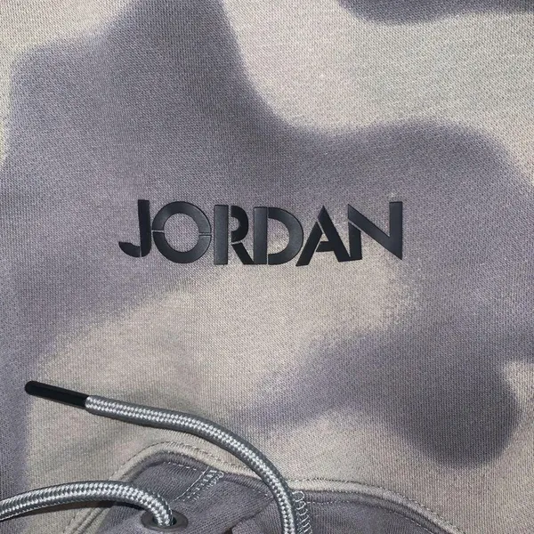 Jordan camo hoodie - Image 4