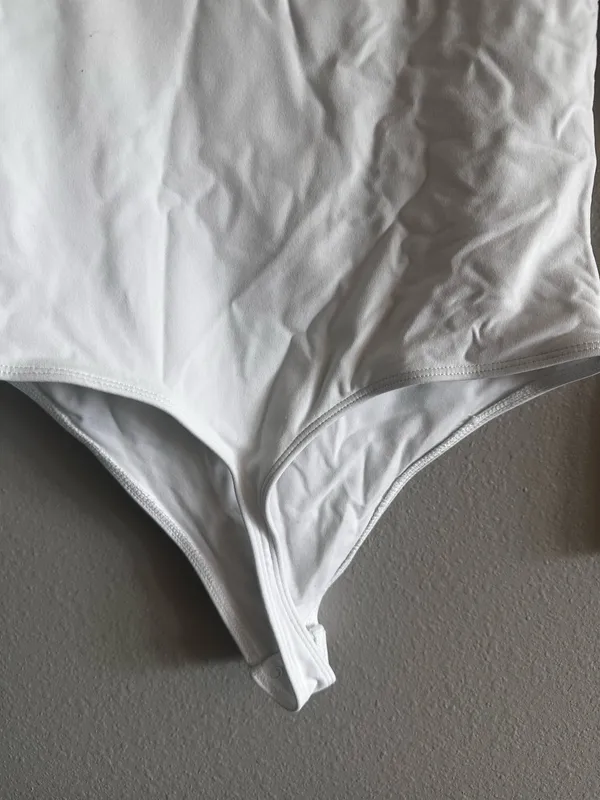 Aritzia Babaton Bodysuit - Image 5