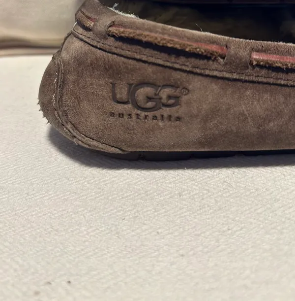 UGG Slippers - Image 4