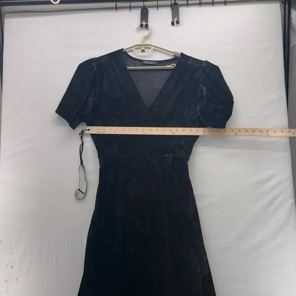 Velvet Burnout Wrap Dress‎ Black Large - Image 14