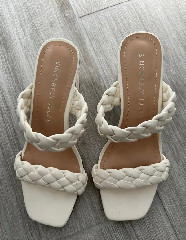 Sincerely Jules White/Ivory Block Sandals In Size 7 - Image 4