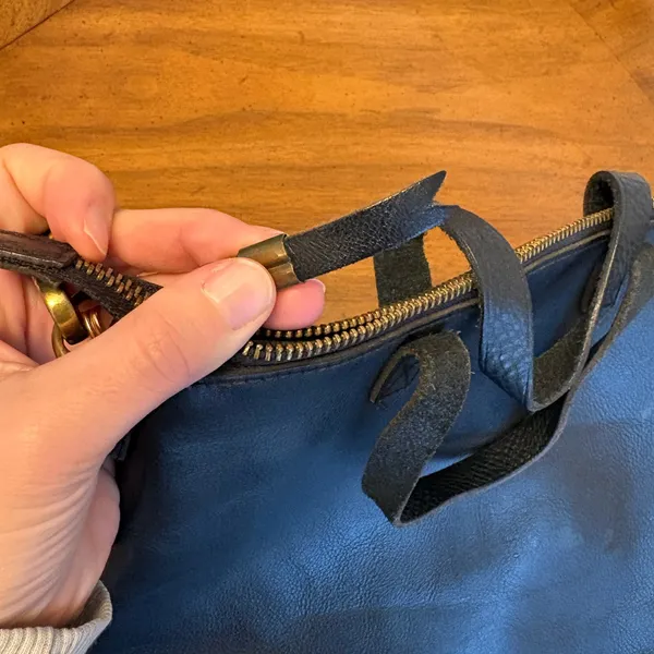 Madewell Leather Crossbody Tote Bag - Image 5