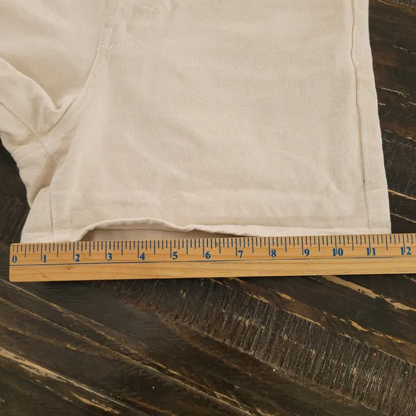 Zara High Waisted Denim Twill Shorts Womens Size 4 Ivory Off White 4" Inseam - Image 4