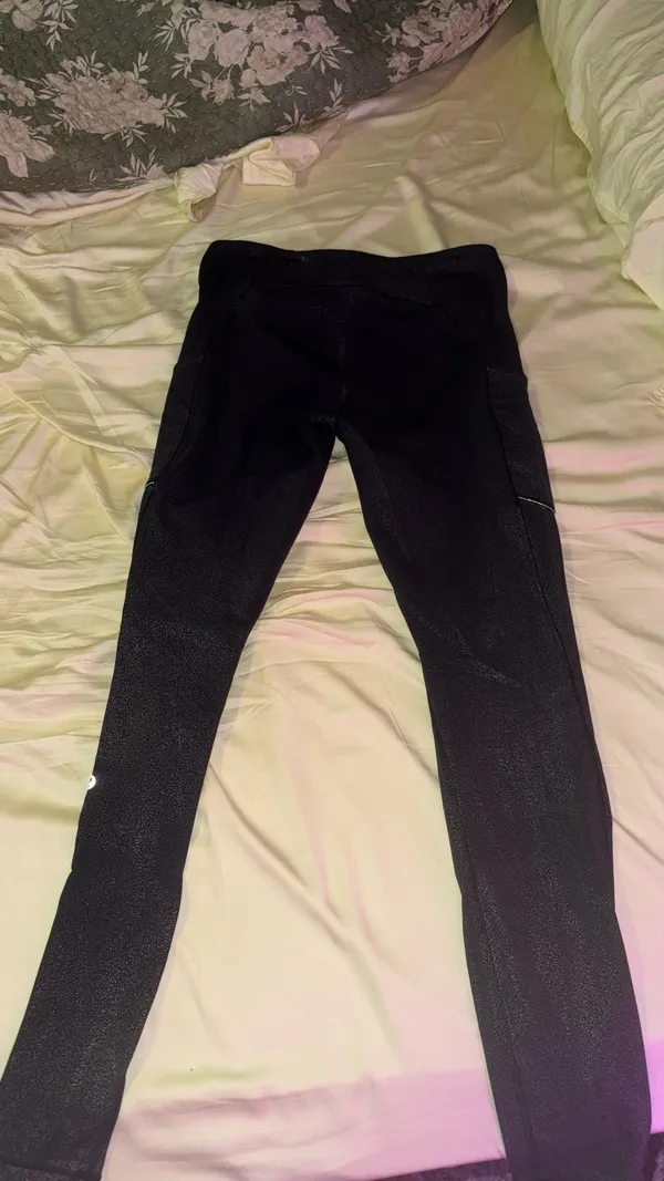 Lululemon Sparkly Leggings - Image 3