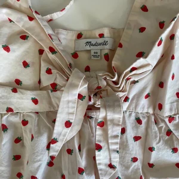 Madewell strawberry tank blouse - Image 3
