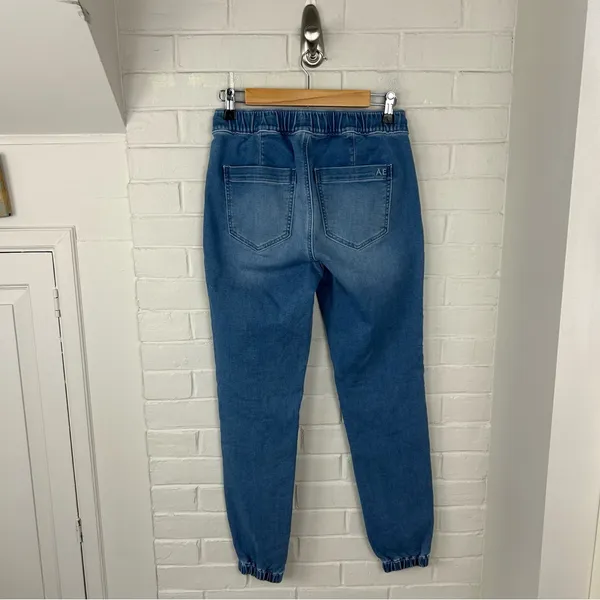 American Eagle Soft Knit Denim Jogger Jeans Size 4 - Image 10