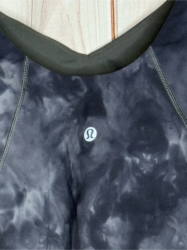 Lululemon Align Tank in Diamond Dye Pitch Grey Graphite Grey Size 8 - Image 4
