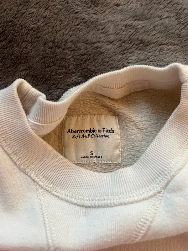 Abercrombie Two-Tone crewneck - Image 4
