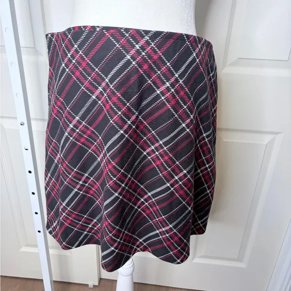 Free People Plaid A-Line Mini Skirt Red & Black Size Large NWT - Image 4