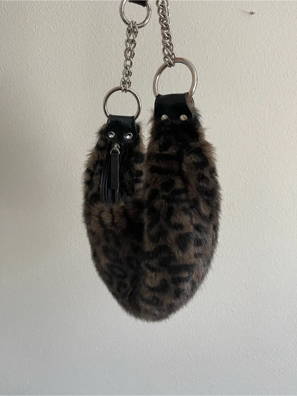 Leopard Print Faux Fur Shoulder Bag with Chain Strap - Brown - Image 4