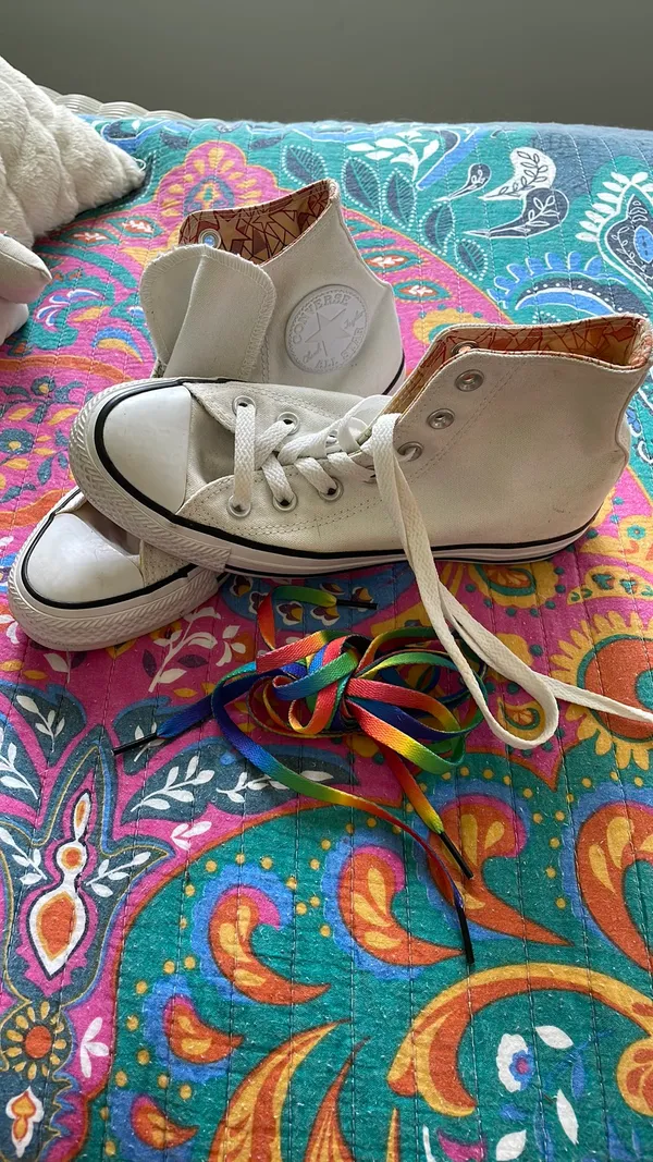Converse Limited Edition Pride - Image 3
