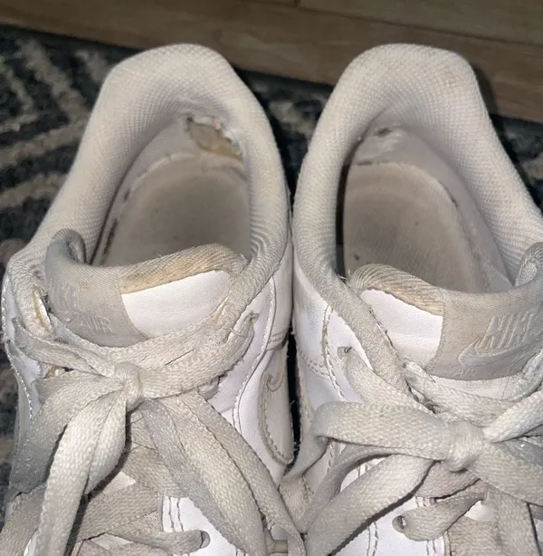 Nike Air Force 1 Low Triple White Leather - Image 2