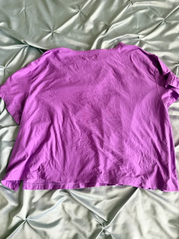 Old Navy Active Women's Bright Lavender CloudSoft Athletic Shorts - Image 3