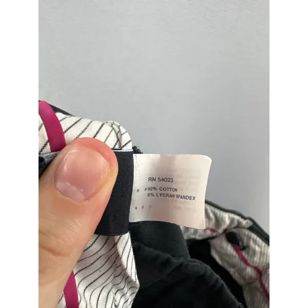 Women’s GAP Size 2 Low-Rise Black Flare Pants - Image 5