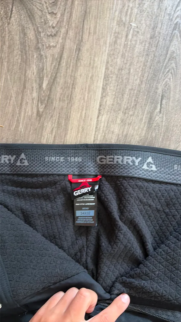 Gerry Black Men’s Snowpanta Size 34x32 - Image 4