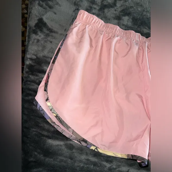 Nike Tempo Dri-fit Running Short in Pink Glaze/Wolf Grey Size XL - Image 9