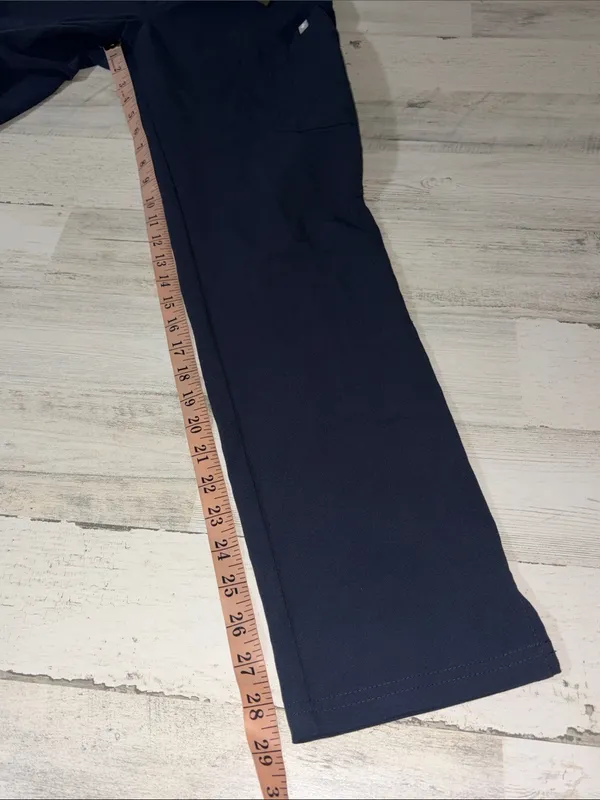 Figs Navy Scrub Bottoms Size XS - Image 10
