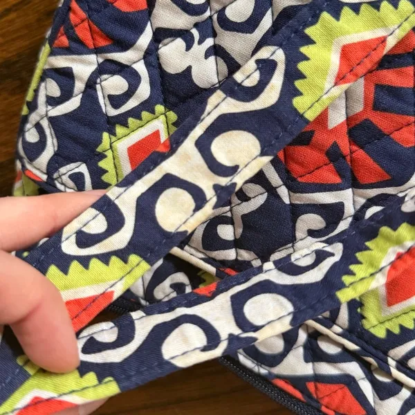 Vera Bradley Sun Valley Tablet Hipster Navy Red Crossbody Boho Western - Image 8